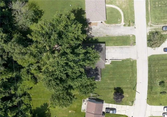 26th image of 7839 Armstrong Ave, Kansas City, KS 66112 | MLS# 2626389