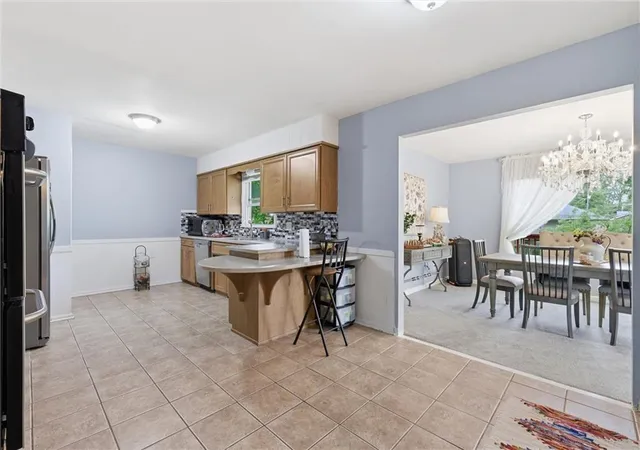 Homes for sale in Raytown, MO | 6316 Hedges Ave, Raytown, MO 64133 | MLS# 2626390