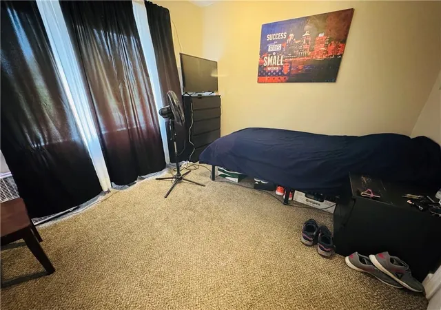 Photo 3 of Single family home for sale at 542 Cypress Ave, Kansas City, MO 64124 | MLS# 2626398 | Listing updated on 2026-06-17