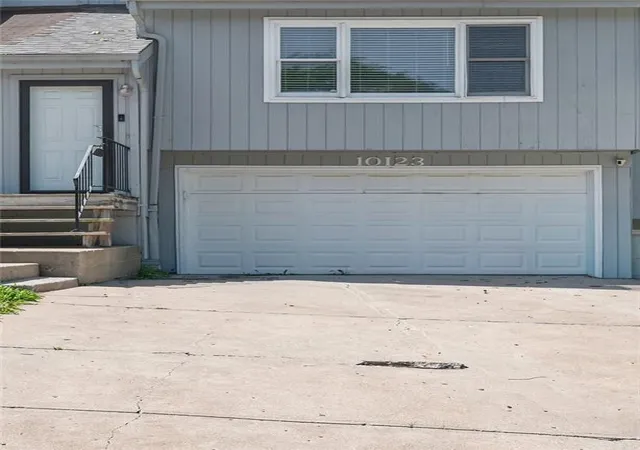 2nd image of 10123 Steele Rd, Kansas City, KS 66111 | MLS# 2626405