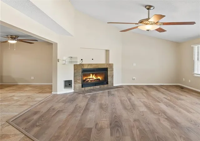 4th image of 10123 Steele Rd, Kansas City, KS 66111 | MLS# 2626405