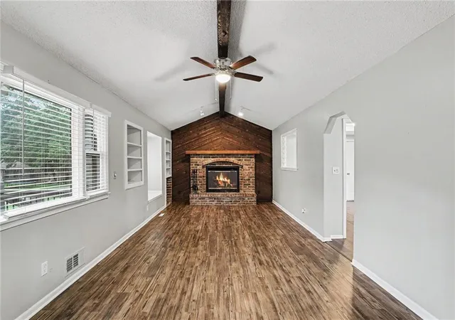 Homes for sale in Kansas City, MO | 8012 E 100Th St, Kansas City, MO 64134 | MLS# 2626407