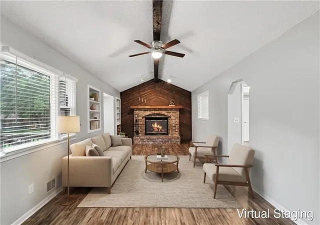 Photo 3 of Single family home for sale at 8012 E 100th Street, Kansas City, MO 64134 | MLS# 2626407 | Listing updated on 2026-09-28
