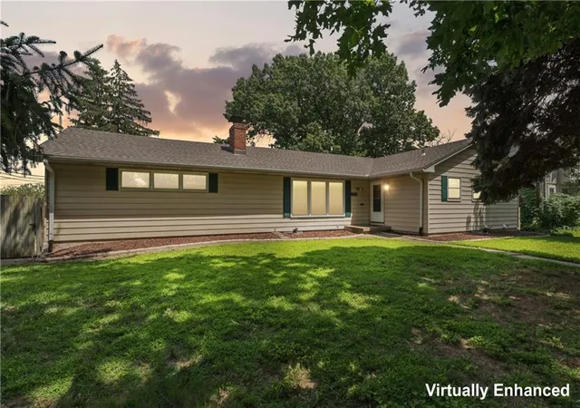 Homes for sale in Overland Park, KS | 5801 Floyd St, Overland Park, KS 66202 | MLS# 2626410