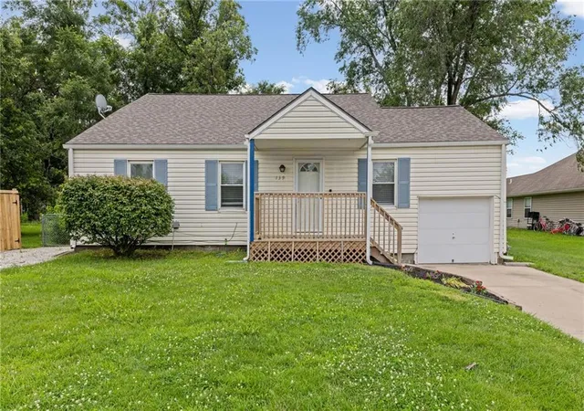 Homes for sale in Gardner, KS | 139 Kane St, Gardner, KS 66030 | MLS# 2626413
