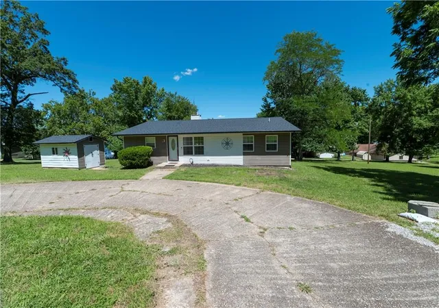 Photo 3 of Single family home for sale at 30293 Autumn Rd, Gravois Mills, MO 65037 | MLS# 2626415 | Listing updated on 2026-09-23
