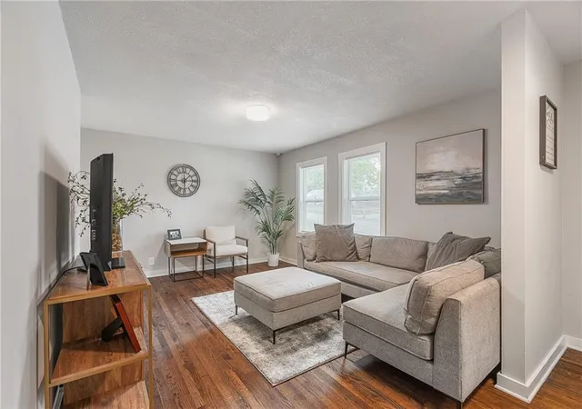 Homes for sale in Lansing, KS | 601 E Eisenhower Rd, Lansing, KS 66043 | MLS# 2626416