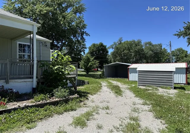 Homes for sale in Gallatin, MO | 811 W Mill St, Gallatin, MO 64640 | MLS# 2626493