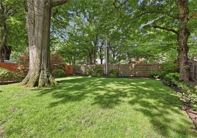 Homes for sale in Mission, KS | 5720 Walmer St, Mission, KS 66202 | MLS# 2626500