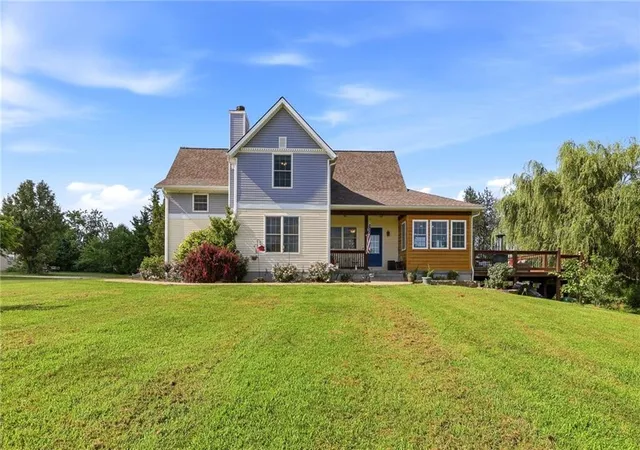 Homes for sale in Warrensburg, MO | 211 Nw 415 Rd, Warrensburg, MO 64093 | MLS# 2626510