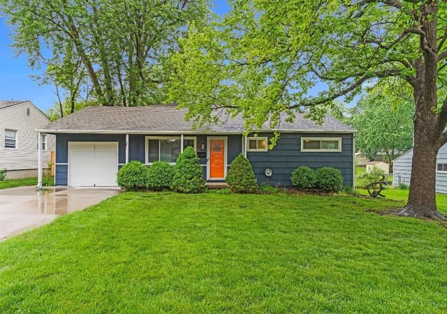 1st image of 6900 W 72nd Ter, Overland Park, KS 66204 | MLS# 2626515