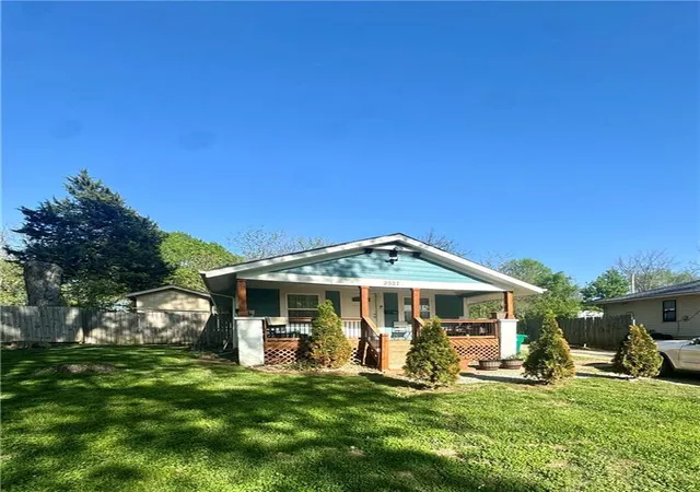 34th image of 2527 N 43rd St, Kansas City, KS 66104 | MLS# 2626517