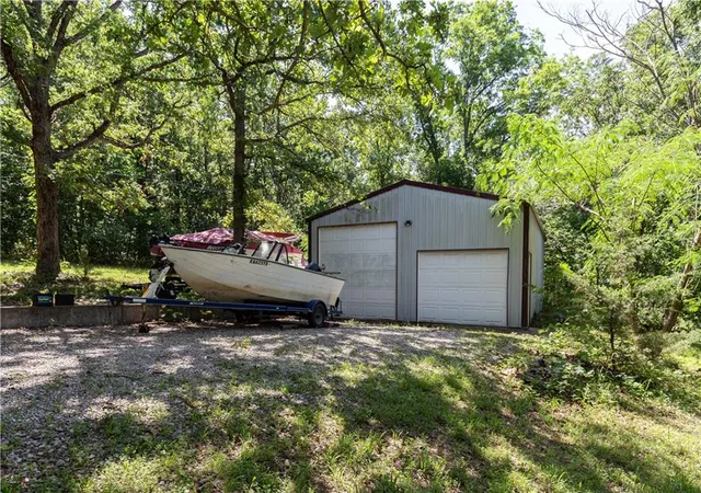 Homes for sale in Warsaw, MO | 13200 Bell Island Rd, Warsaw, MO 65355 | MLS# 2626521