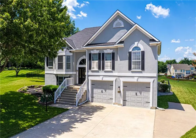 1st image of 3505 London Ct, St Joseph, MO 64506 | MLS# 2626527