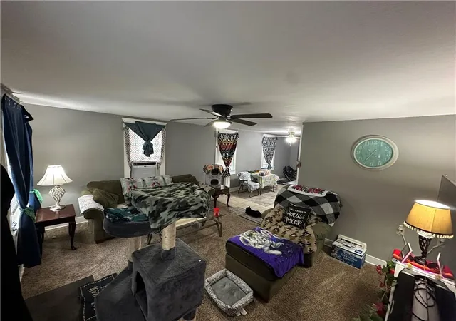 3rd image of 808 S Willis Ave, Independence, MO 64052 | MLS# 2626543