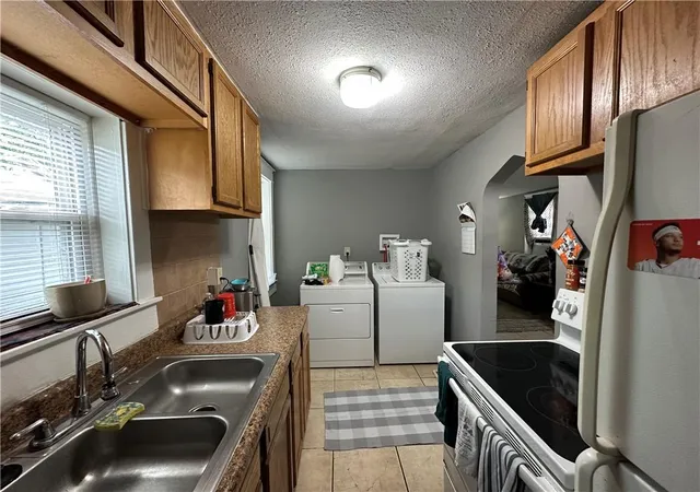 5th image of 808 S Willis Ave, Independence, MO 64052 | MLS# 2626543