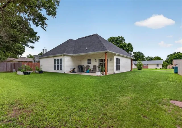 Homes for sale in Pittsburg, KS | 1205 Lakewood Dr, Pittsburg, KS 66762 | MLS# 2626578