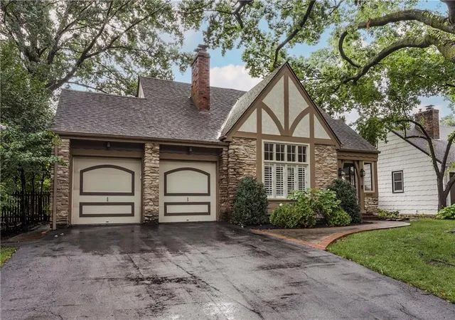 2nd image of 5435 Aberdeen Rd, Fairway, KS 66205 | MLS# 2626596
