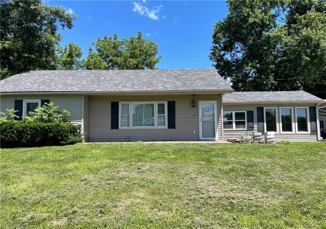 Homes for sale in Cameron, MO | 8402 Se Route C Hwy, Cameron, MO 64429 | MLS# 2626602