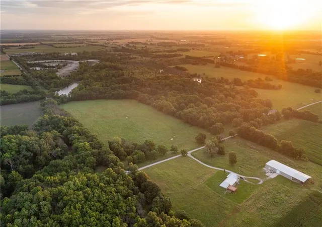 2nd image of 2354 Nw County Rd 1502 (tract 2) Rd, Butler, MO 64730 | MLS# 2626608