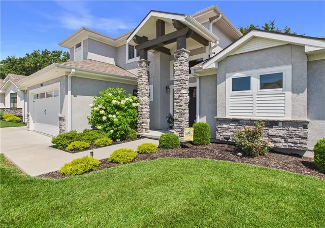Photo 3 of Single family home for sale at 1250 Rich Blvd, Warrensburg, MO 64093 | MLS# 2626643 | Listing updated on 2026-08-03