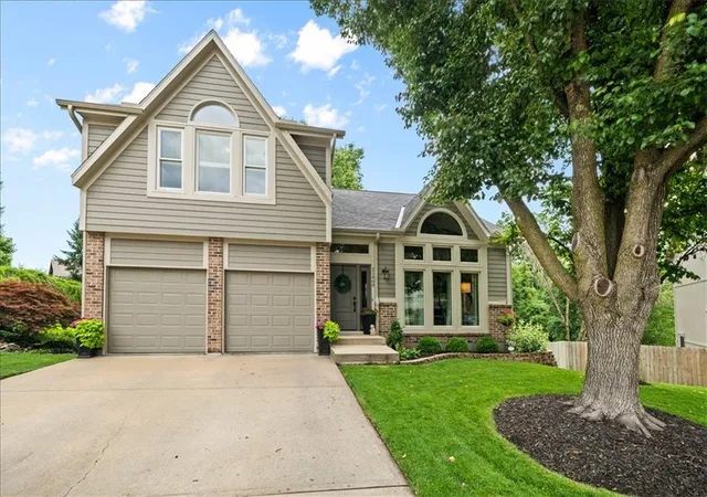 Homes for sale in Shawnee, KS | 21408 W 47th Ct, Shawnee, KS 66218 | MLS# 2626644