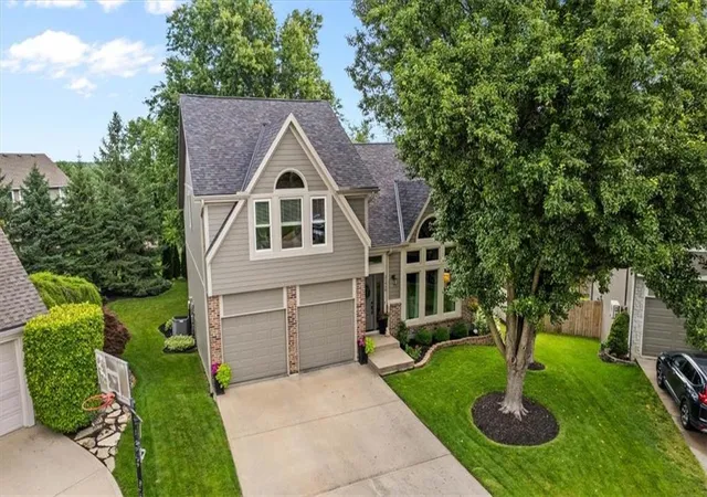 Homes for sale in Shawnee, KS | 21408 W 47th Ct, Shawnee, KS 66218 | MLS# 2626644