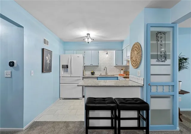 Photo 4 of Condo for sale at 8337 Lowell Ave #1, Overland Park, KS 66212 | MLS# 2626647 | Listing updated on 2026-09-19