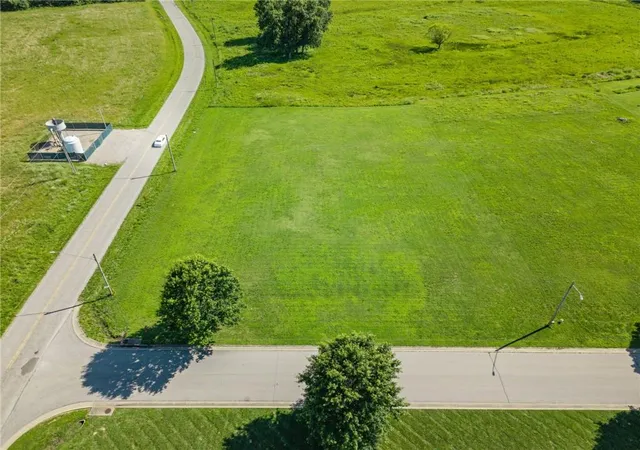 Homes for sale in Pittsburg, KS | 2206 Porter Lane Lane, Pittsburg, KS 66762 | MLS# 2626661