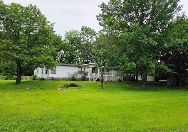 Homes for sale in Pleasanton, KS | 58 N Longviiew Rd, Pleasanton, KS 66075 | MLS# 2626664