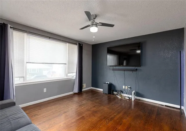 Photo 4 of Sale Pending at 3816 E 72nd Terrace, Kansas City, MO 64132 | MLS# 2626665 | Listing updated on 2026-08-26
