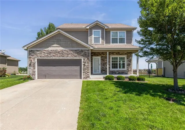 Homes for sale in Gardner, KS | 432 E Pawnee St, Gardner, KS 66030 | MLS# 2626671