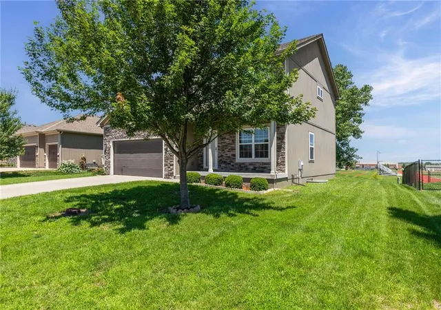 Homes for sale in Gardner, KS | 432 E Pawnee St, Gardner, KS 66030 | MLS# 2626671