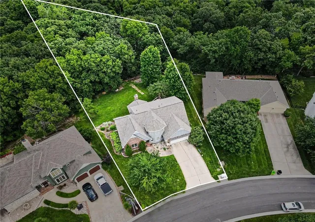 44th image of 1056 Nw High Point Dr, Lees Summit, MO 64081 | MLS# 2626673