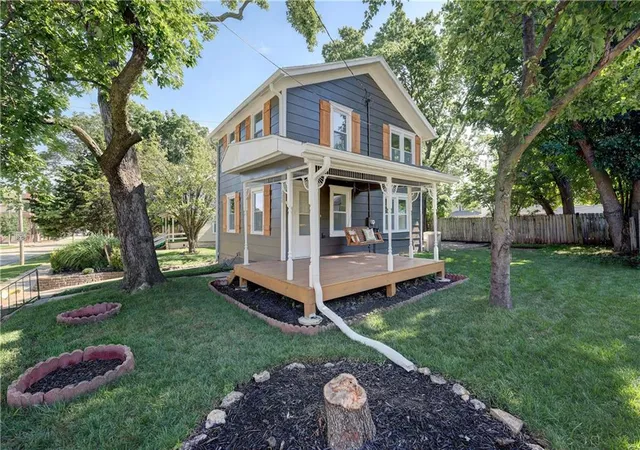 1st image of 226 S Chestnut St, Olathe, KS 66061 | MLS# 2626720
