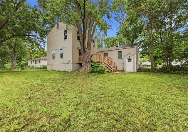 36th image of 2526 Queen Ridge Dr, Independence, MO 64055 | MLS# 2626723