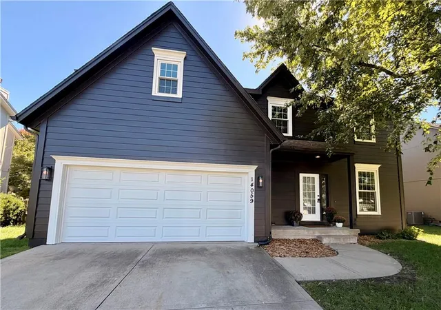 Photo 1 of Single family home for sale at 14059 W 147th Place, Olathe, KS 66062 | MLS# 2626746 | Listing updated on 2026-10-06