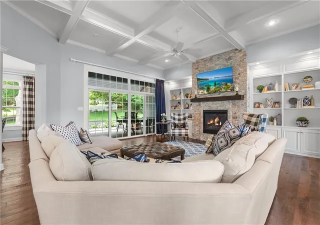 3rd image of 131 Anchor Dr, Lake Tapawingo, MO 64015 | MLS# 2626748