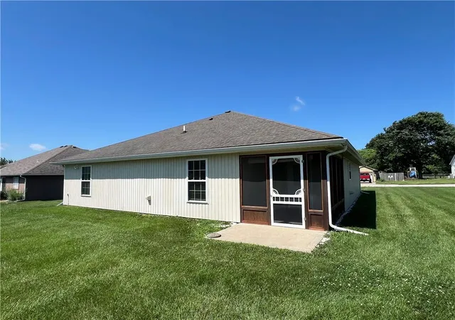 Homes for sale in Odessa, MO | 610 S Connor St, Odessa, MO 64076 | MLS# 2626750