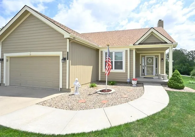2nd image of 3000 Maple Farm Rd, Platte City, MO 64079 | MLS# 2626754