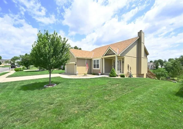 3rd image of 3000 Maple Farm Rd, Platte City, MO 64079 | MLS# 2626754