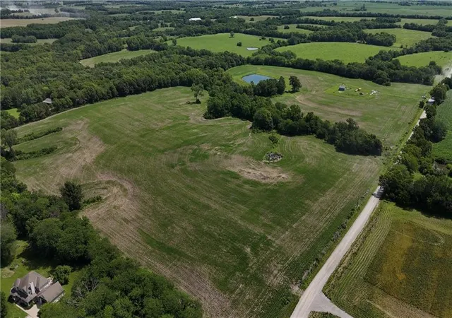 2nd image of 240th N/a, Plattsburg, MO 64477 | MLS# 2626790