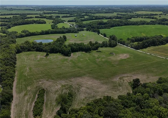 5th image of 240Th N/A, Plattsburg, MO 64477 | MLS# 2626790