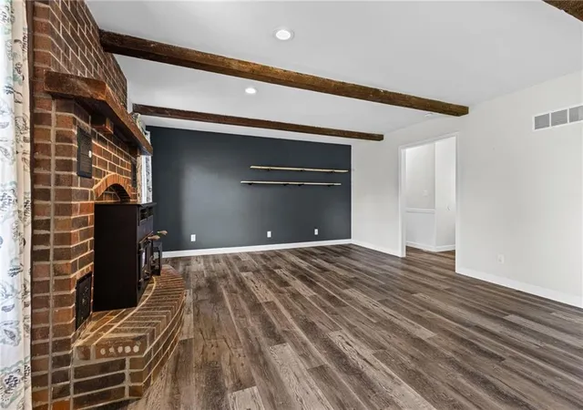 3rd image of 609 Loran Ln, Raymore, MO 64083 | MLS# 2626802