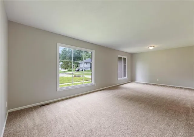 Photo 3 of Single family home for sale at 9905 Wayne Ave, Kansas City, MO 64131 | MLS# 2626807 | Listing updated on 2026-08-24