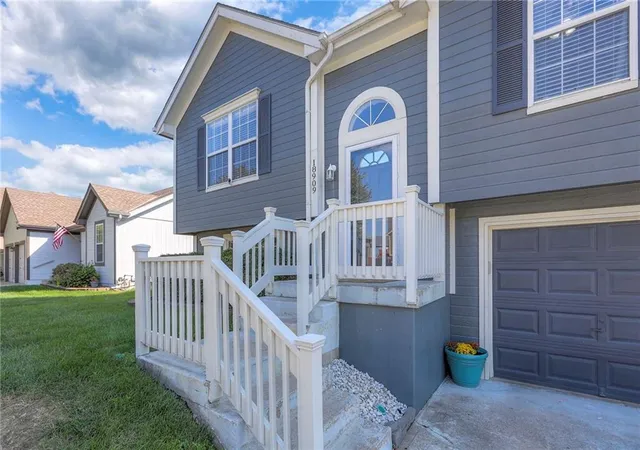 4th image of 18909 E 12Th Ter, Independence, MO 64057 | MLS# 2626808