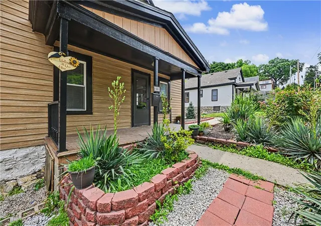 2nd image of 1501 N 23rd St, Kansas City, KS 66102 | MLS# 2626817