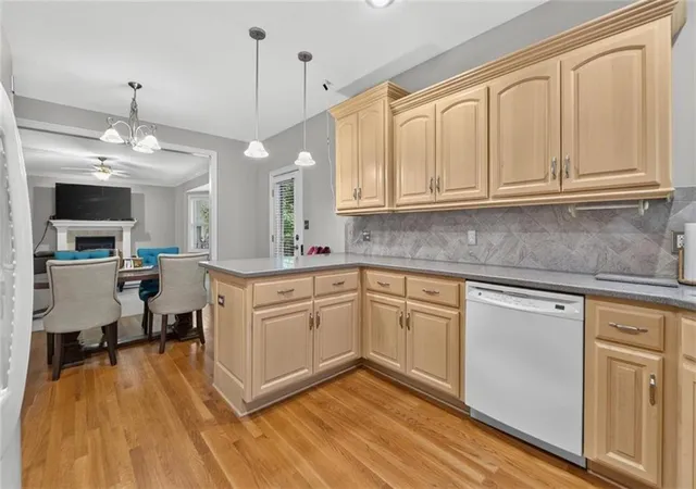 Homes for sale in Lansing, KS | 711 Willow St, Lansing, KS 66043 | MLS# 2626826