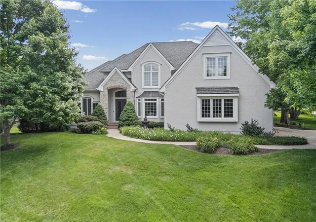 Photo 2 of Single family home for sale at 14302 Briar St, Overland Park, KS 66224 | MLS# 2626832 | Listing updated on 2026-08-21