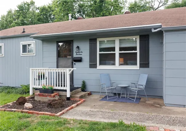 Photo 2 of Sale Pending at 8614 Bristol Ave, Kansas City, MO 64138 | MLS# 2626842 | Listing updated on 2026-10-08